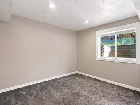 Bedroom - 2790 E 25 S, Layton, UT 84040 photo 7 of 8