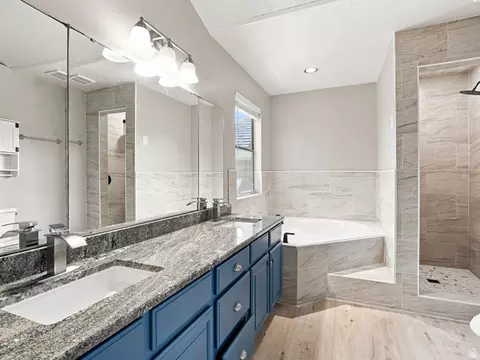 Bath - 2790 E 25 S, Layton, UT 84040 photo 1 of 3