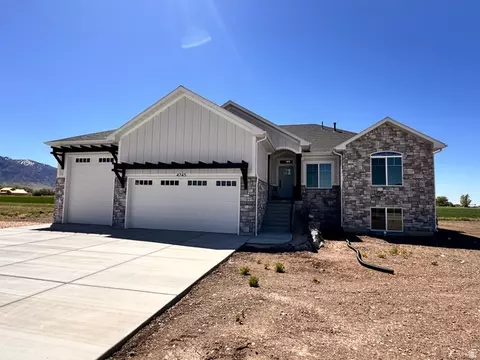 4745 W 9370 N, Elwood, UT 84337