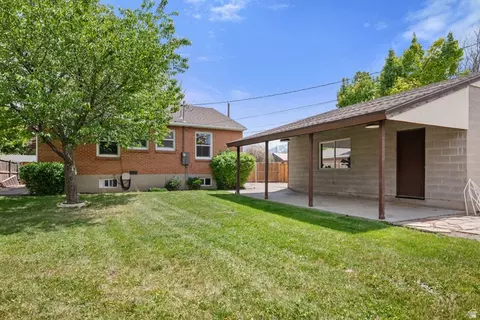 Exterior - 5848 S 157 W, Murray, UT 84107 photo 3 of 4