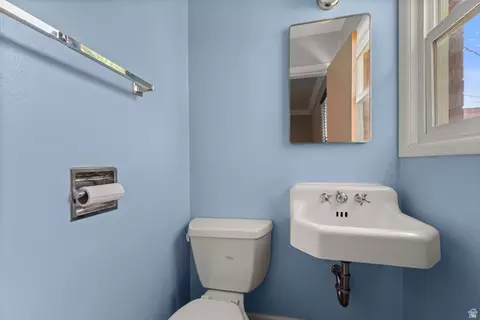 Bath - 5848 S 157 W, Murray, UT 84107 photo 1 of 2