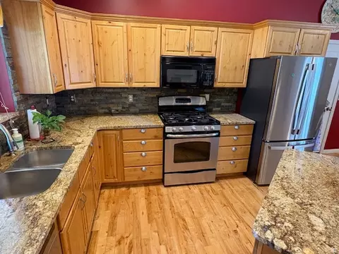 Kitchen - 775 E Green Field Cir S, River Heights, UT 84321 photo 3 of 3