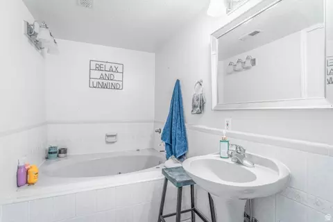 Bath - 1058 S 1075 E, Clearfield, UT 84015 photo 1 of 3