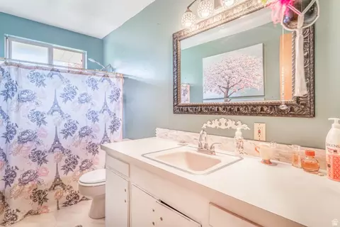 Bath - 1058 S 1075 E, Clearfield, UT 84015 photo 3 of 3