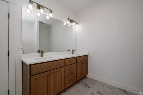 Bath - 2563 E 2250 N, Layton, UT 84040 photo 2 of 5
