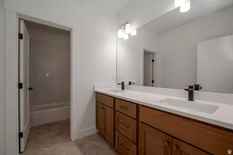 Bath - 2563 E 2250 N, Layton, UT 84040 photo 3 of 5