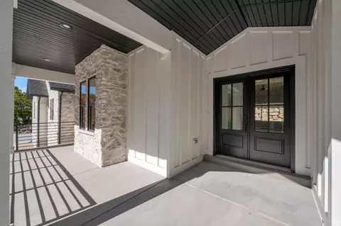 Exterior - 2563 E 2250 N, Layton, UT 84040 photo 2 of 4