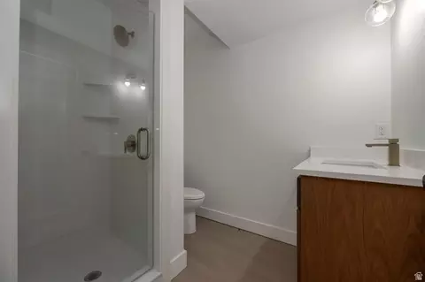 Bath - 2563 E 2250 N, Layton, UT 84040 photo 5 of 5