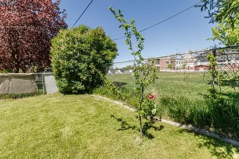 Exterior - 365 W 200 N, Logan, UT 84321 photo 7 of 14