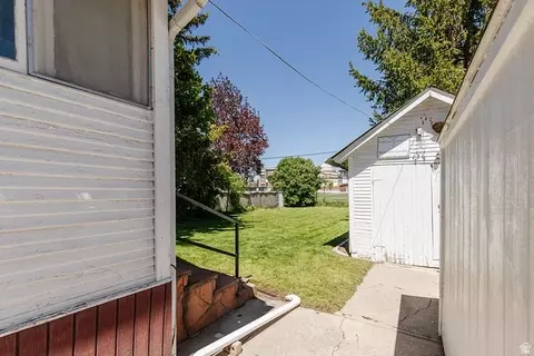 Exterior - 365 W 200 N, Logan, UT 84321 photo 13 of 14
