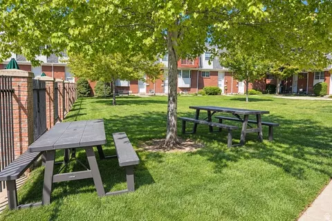 Exterior - 696 E Williamsburg Park Cir, Sandy, UT 84070 photo 2 of 4