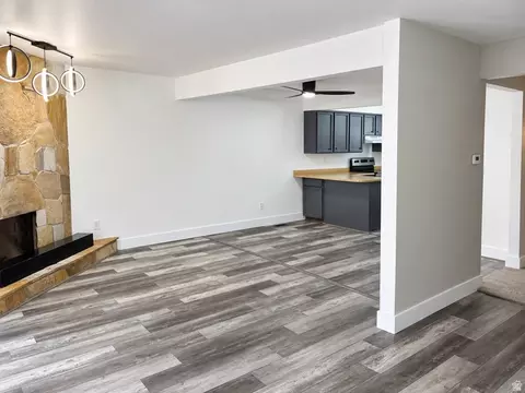 Living - 696 E Williamsburg Park Cir, Sandy, UT 84070 photo 4 of 4