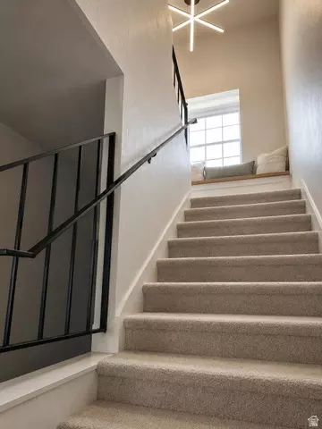 696 E Williamsburg Park Cir, Sandy, UT 84070 photo 3