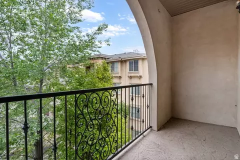 Exterior - 1030 N 995 W #914, Orem, UT 84057 photo 4 of 5