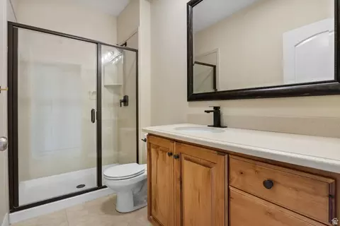 Bath - 1030 N 995 W #914, Orem, UT 84057 photo 2 of 2