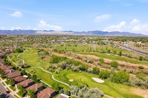 View/Area - 9217 S Jefferson Cv, Sandy, UT 84070 photo 3 of 4