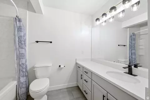 Bath - 9217 S Jefferson Cv, Sandy, UT 84070 photo 1 of 4