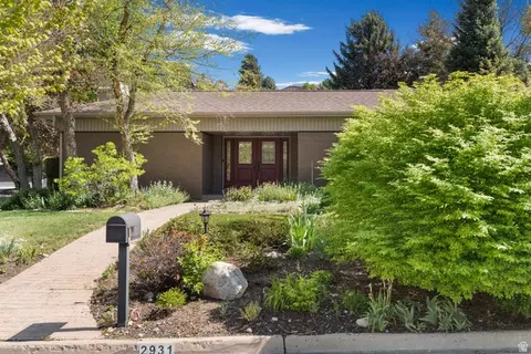 Exterior - 2931 E Robidoux Rd S, Sandy, UT 84093 photo 2 of 12