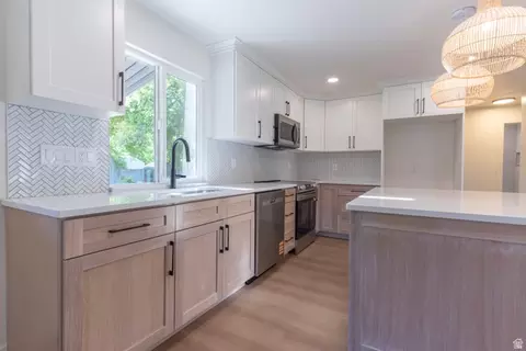 Kitchen - 4101 S 1135 E, Millcreek, UT 84124 photo 3 of 5
