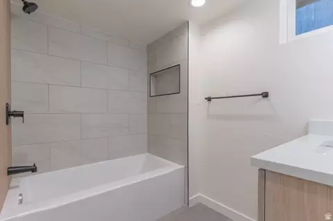 Bath - 4101 S 1135 E, Millcreek, UT 84124 photo 5 of 7