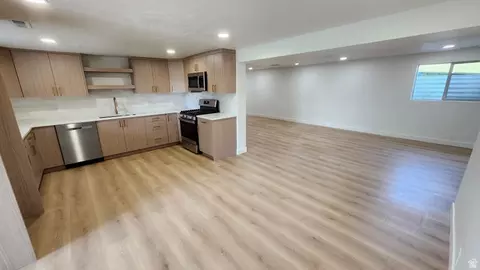 Other - 8492 S Mesa Dr E, Sandy, UT 84093 photo 4 of 9