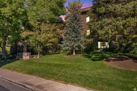 939 S Donner Way E #305, Salt Lake City, UT 84108