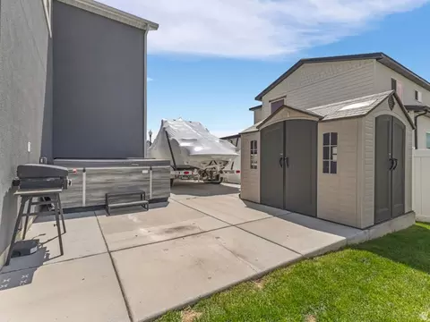Exterior - 854 W 1950 S, Orem, UT 84058 photo 3 of 7