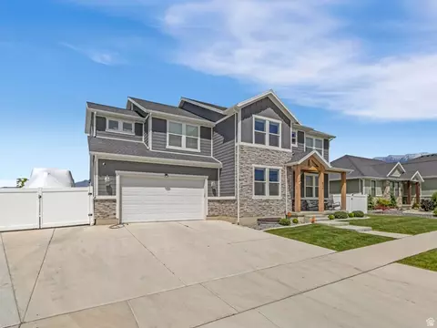 Exterior - 854 W 1950 S, Orem, UT 84058 photo 2 of 7