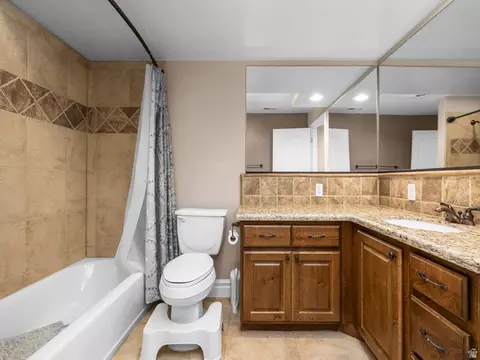 Bath - 32 S 750 E, American Fork, UT 84003 photo 4 of 4