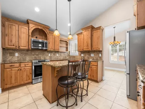 Kitchen - 32 S 750 E, American Fork, UT 84003 photo 2 of 3