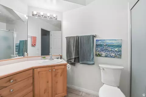 Bath - 182 W 300 N # 4, Bountiful, UT 84010 photo 4 of 4