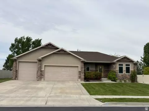 3591 N 2550 W, Farr West, UT 84404