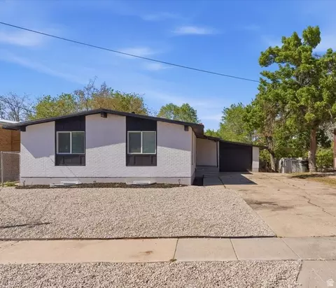171 W Vine St, Tooele, UT 84074
