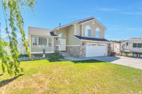 12509 S Elm Meadow Rd W, Riverton, UT 84065