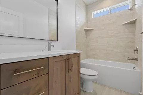Bath - 728 E Mountain Rd, North Ogden, UT 84414 photo 2 of 3