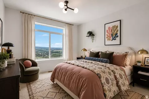 Bedroom - 728 E Mountain Rd, North Ogden, UT 84414 photo 3 of 6