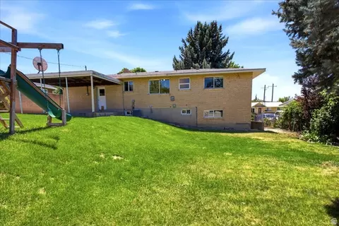 Exterior - 473 E 1650 S, Bountiful, UT 84010 photo 7 of 7