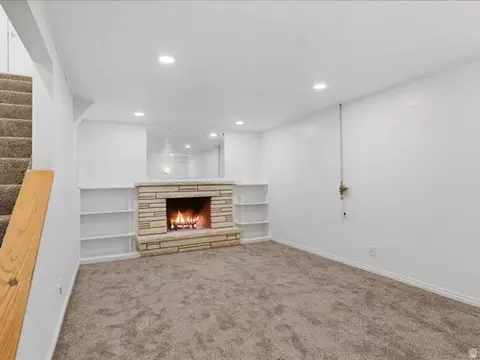 Living - 473 E 1650 S, Bountiful, UT 84010 photo 5 of 6