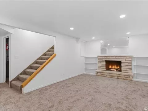 Living - 473 E 1650 S, Bountiful, UT 84010 photo 4 of 6