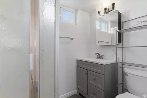 Bath - 473 E 1650 S, Bountiful, UT 84010 photo 2 of 2