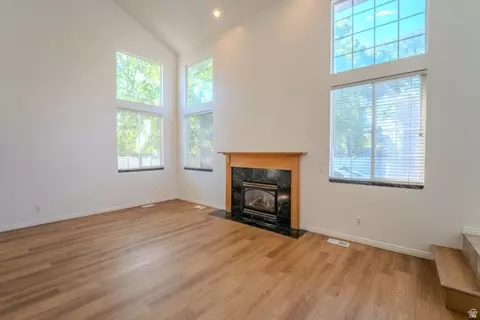 Living - 1138 Elgin Ave, Millcreek, UT 84106 photo 3 of 6