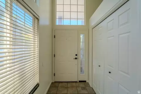 Entry Way - 1138 Elgin Ave, Millcreek, UT 84106 photo 6 of 6