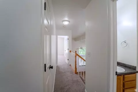 Entry Way - 1138 Elgin Ave, Millcreek, UT 84106 photo 4 of 6