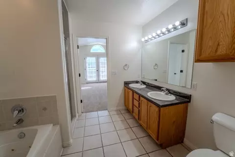 Bath - 1138 Elgin Ave, Millcreek, UT 84106 photo 2 of 4