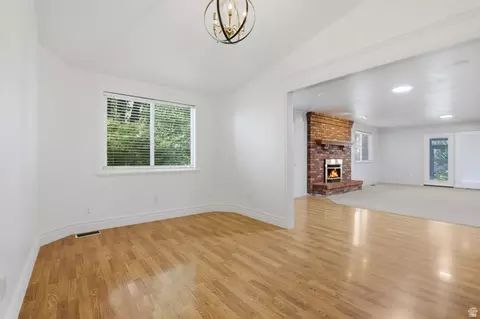 Living - 18 W 900 N, Bountiful, UT 84010 photo 1 of 4