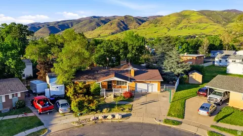 View/Area - 18 W 900 N, Bountiful, UT 84010 photo 1 of 6