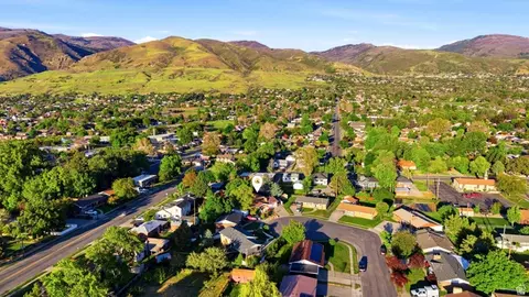 View/Area - 18 W 900 N, Bountiful, UT 84010 photo 4 of 6