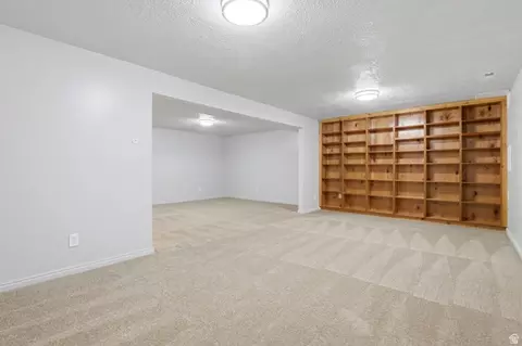 Living - 18 W 900 N, Bountiful, UT 84010 photo 4 of 4