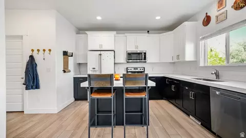 Kitchen - 253 N 240 E, Vineyard, UT 84059 photo 2 of 2