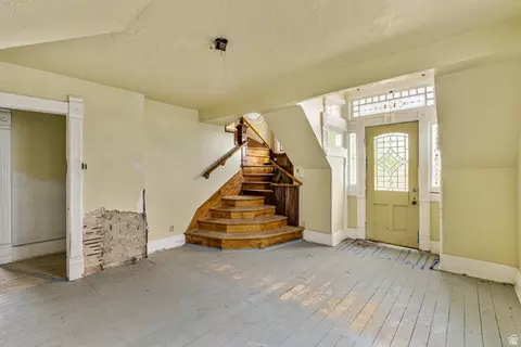 Entry Way - 777 E Scott Ave, Millcreek, UT 84106 photo 6 of 10
